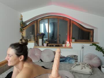 Nude girl taralanes image #2538185