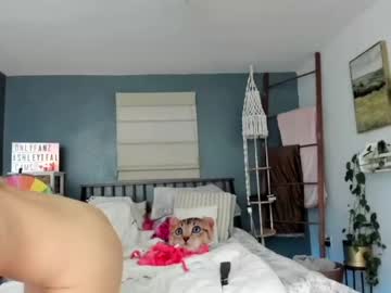 Nude girl sexyashley_21 image #3722065