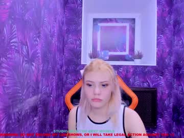 Nude girl blush_emily_ image #1049899