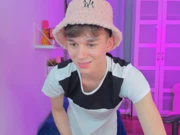 Nude man mikki_star_ image #3244327