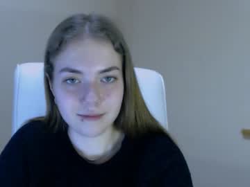 Nude girl zoey_deuttch image #3665858