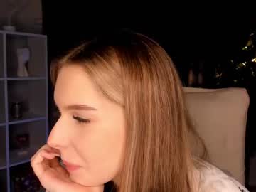 Nude girl darelleeverist image #6244706