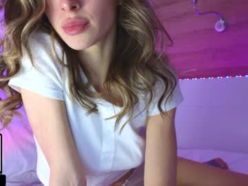 Nude girl uwunikaa image #5393895