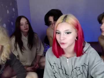 Nude couple _pepe_the_frog_ image #3501904