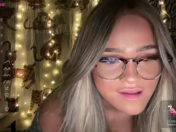 Nude girl ari_02 image #5073463