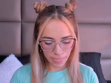 alejamillan nude cam