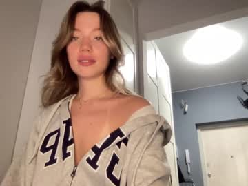 Nude girl angel_from_sky image #4072112