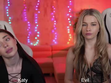 Nude couple kira0541 image #6450768