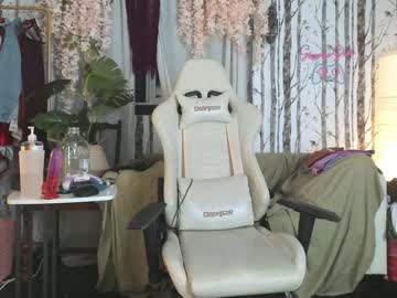 Nude girl juliette_garden image #6893980