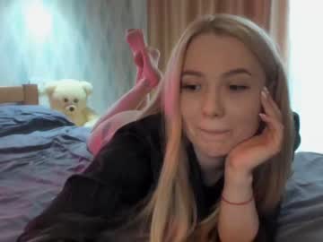 Nude girl meryfoxxx image #3773983