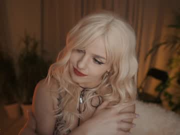 Nude girl excitease image #4798331