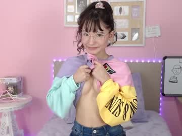 Nude girl little_effy18 image #1424156