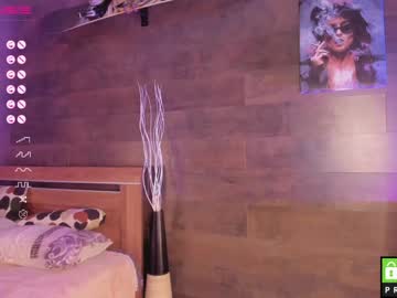 Nude girl yolandabertha image #3741529