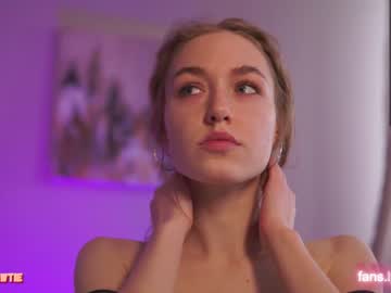 Nude girl plump_bums image #4229910