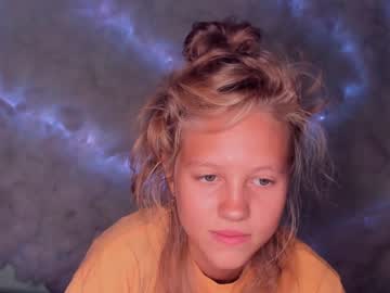 Nude girl carolayers image #2432157