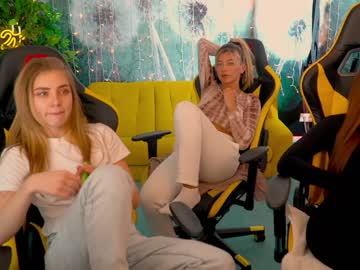 Nude couple kira0541 image #3660297