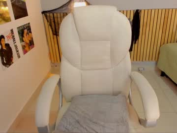 Nude girl little_effy18 image #5529805