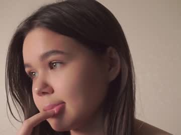 Nude girl helenmoors image #3933559