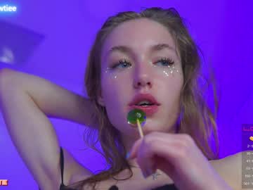 Nude girl _taylor_swift image #3334976