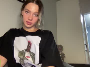 Nude girl angel_from_sky image #5620615