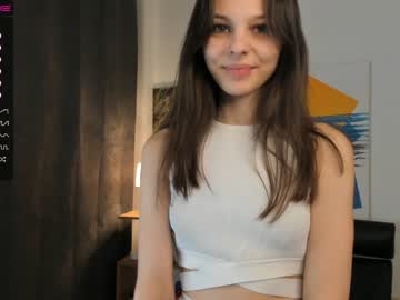 Nude girl peek_in_my_window image #5775060