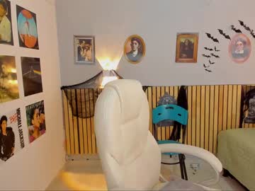 Nude girl little_effy18 image #5530213