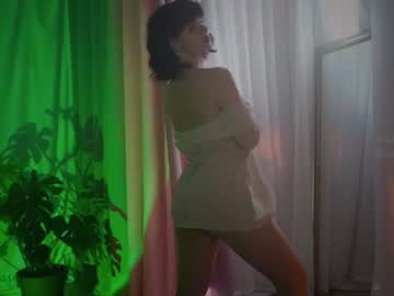 Nude girl excitease image #1951047