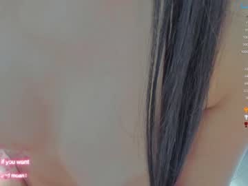 Nude girl kissing33 image #4646974