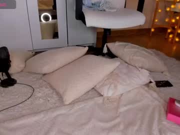 Nude girl roxy_blue_eyed_ image #6626101