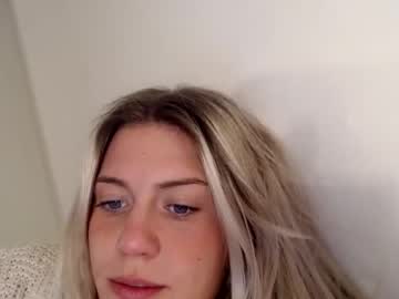 Nude girl bambis_honeypot image #885369