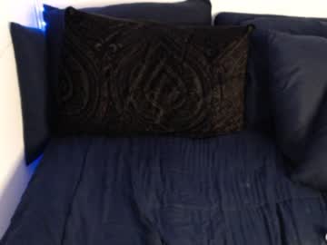 Nude girl bigtittedtattedlesbian image #1747324