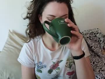 Nude girl charlotte1996 image #6621936