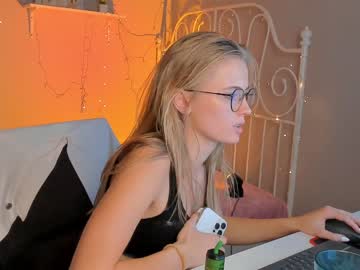 Nude girl linellali image #2499425