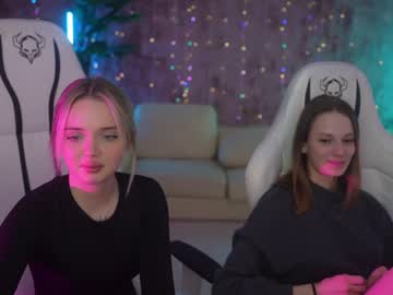 Nude couple kira0541 image #6068627