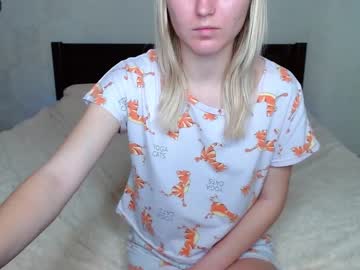 Nude girl kittycat__meow_ image #4380224