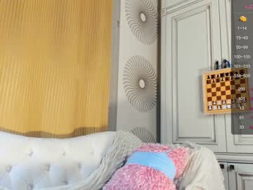 Nude girl happiness_call image #5587044