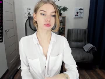 Nude girl bett__bun image #752138