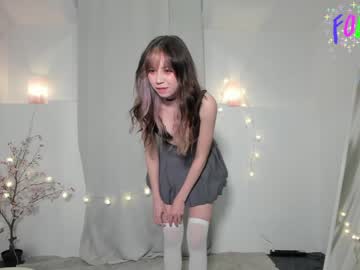 Nude girl y_u_m_i_k_a image #2003098