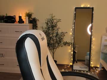 Nude girl ella_flar_ image #2808457