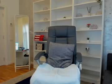 Nude girl vanessacroft image #2655700