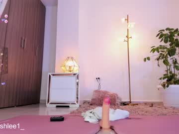 Nude girl ashley2004_ image #5926714