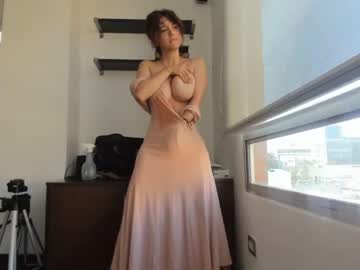 Nude girl vanandjuani image #6037358