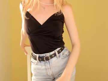 Nude couple elsa_goold image #2040610