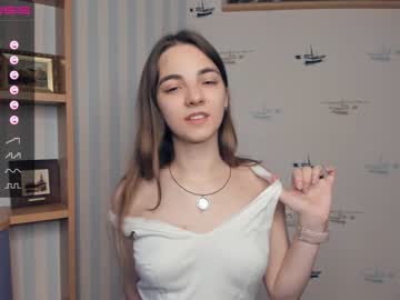 Nude girl shy_media image #4386823