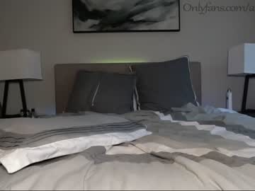 Nude couple ari_lovexo image #1403177