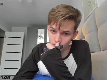 Nude man horny_jerk_roy_prick2001 image #1729354