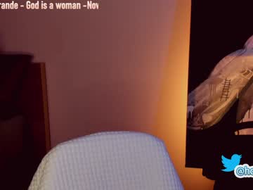 Nude girl hollyextra image #2127038