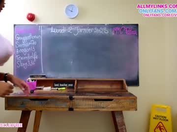 Nude girl livecleo image #3406137