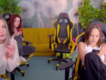 Nude couple kira0541 image #4017578