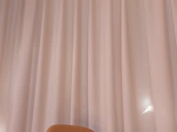 Nude girl peek_in_my_window image #6659801